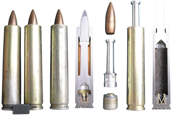  7,62-мм бесшумные патроны ПЗА в обойме, элементы патрона до и после выстрела (общий вид и разрез)
