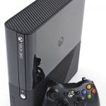  Игровая приставка Xbox 360, модель 2013 г.
