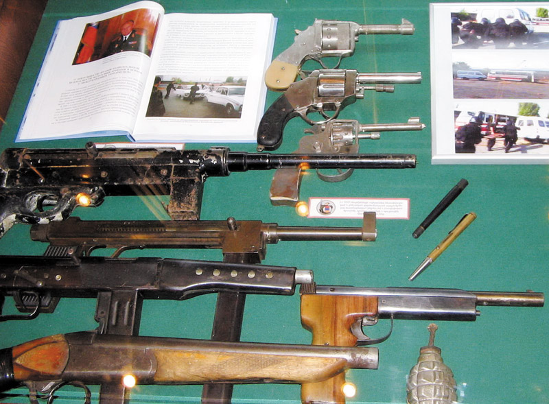 Карабахский конфликт, самодельное оружие 1990-91 гг. — музей истории органов безопасности Армении